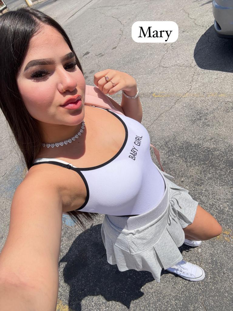 Chica busca chico en Murcia: Chica busca chico