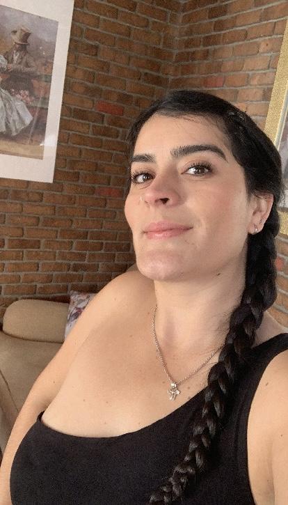 613761366: Chica busca chico en Pontevedra