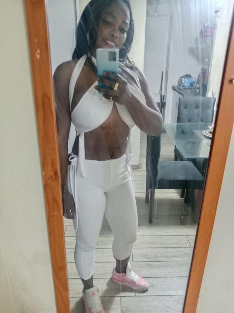 Chica busca chico en Barcelona: 