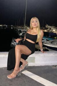 632901993: Chica busca chico en Lérida