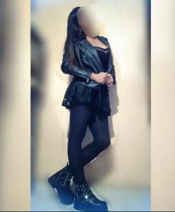 672975160: Chica busca chico en Madrid