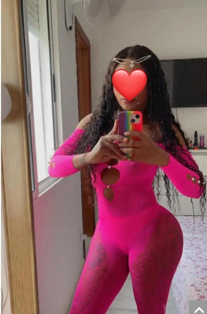 633360443: Chica busca chico en Pontevedra