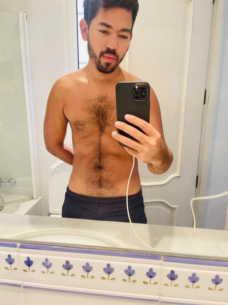 663523151: Chico busca chica en Madrid