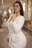 687658076: Chica busca chico en Sevilla