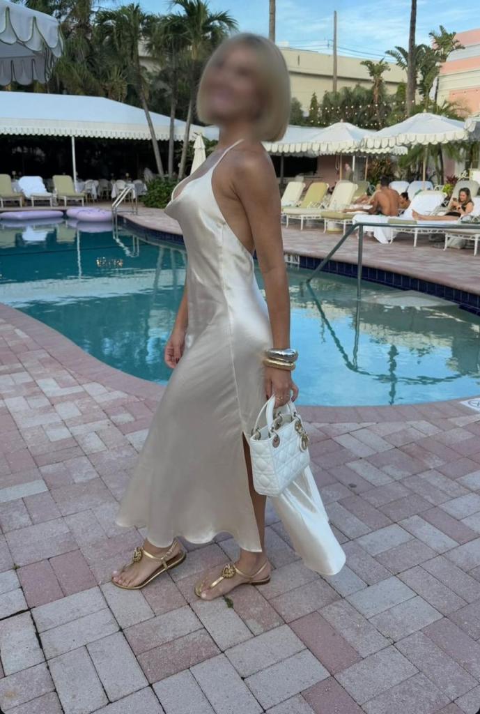 655237679: Chica busca chico en Sevilla