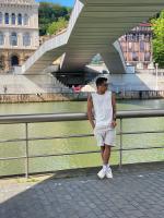 662913766: Chico busca chica en Vizcaya