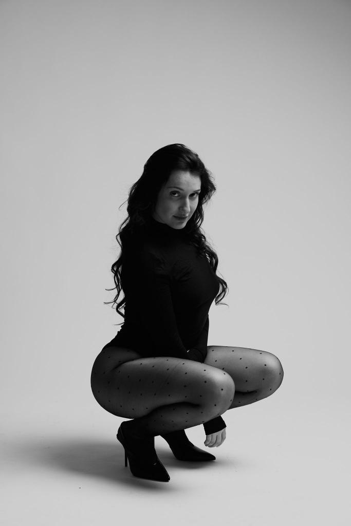 632908907: Chica busca chico en Barcelona