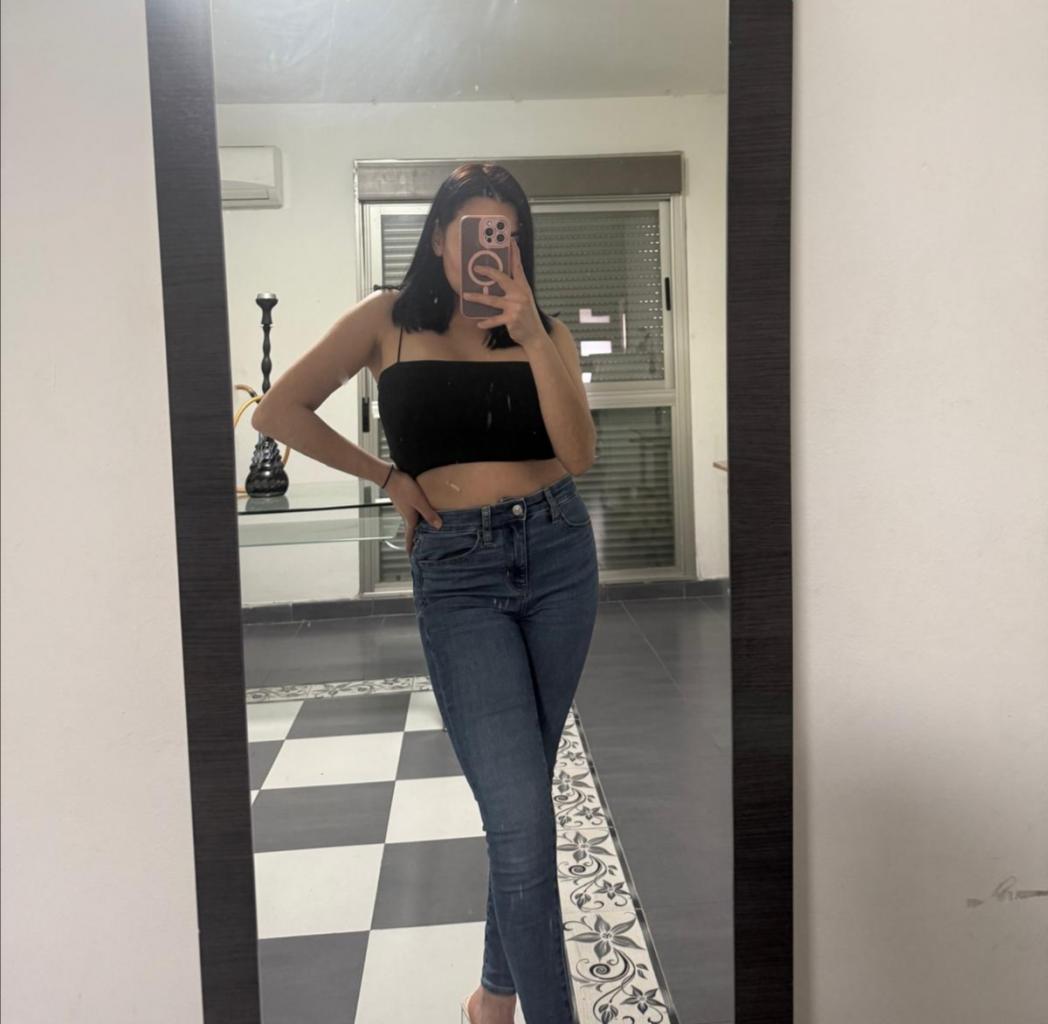 642690669: Chica busca chico en Granada