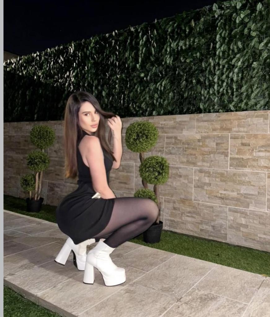 643265593: Chica busca chico en Zaragoza