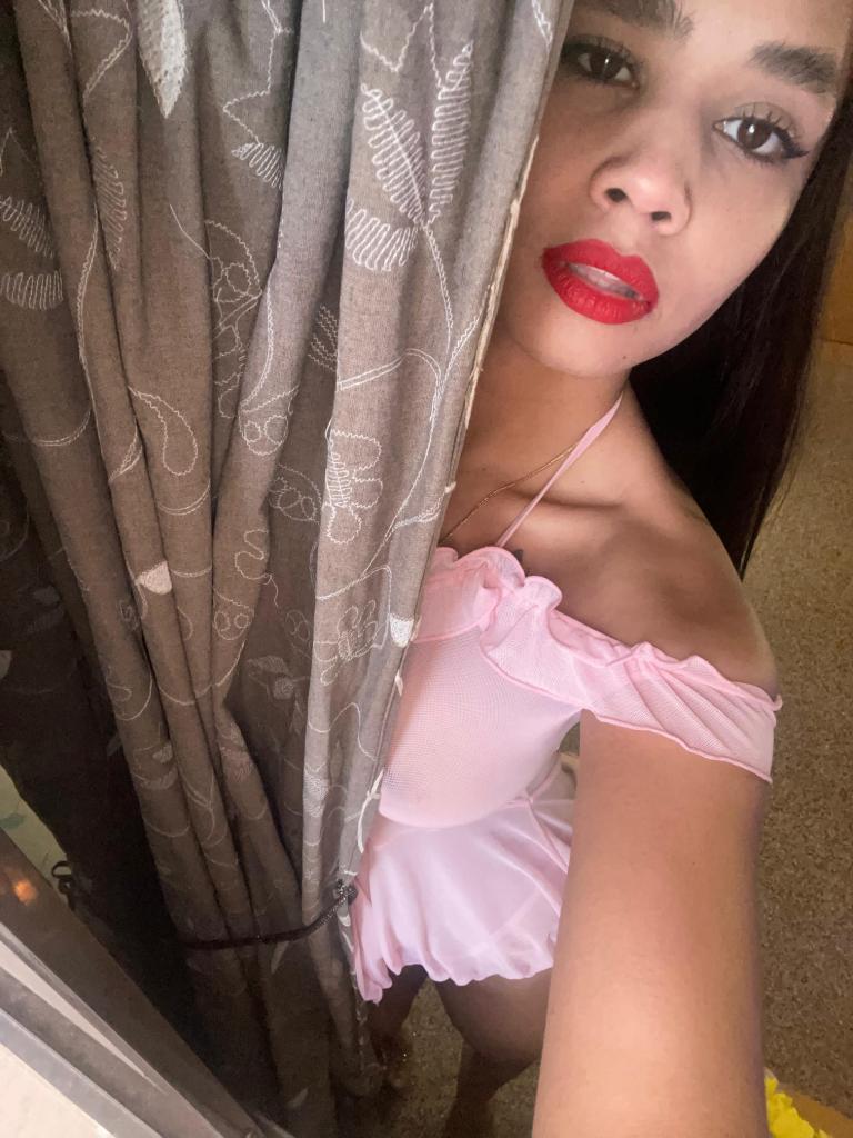 Chica busca chico en Alicante: 