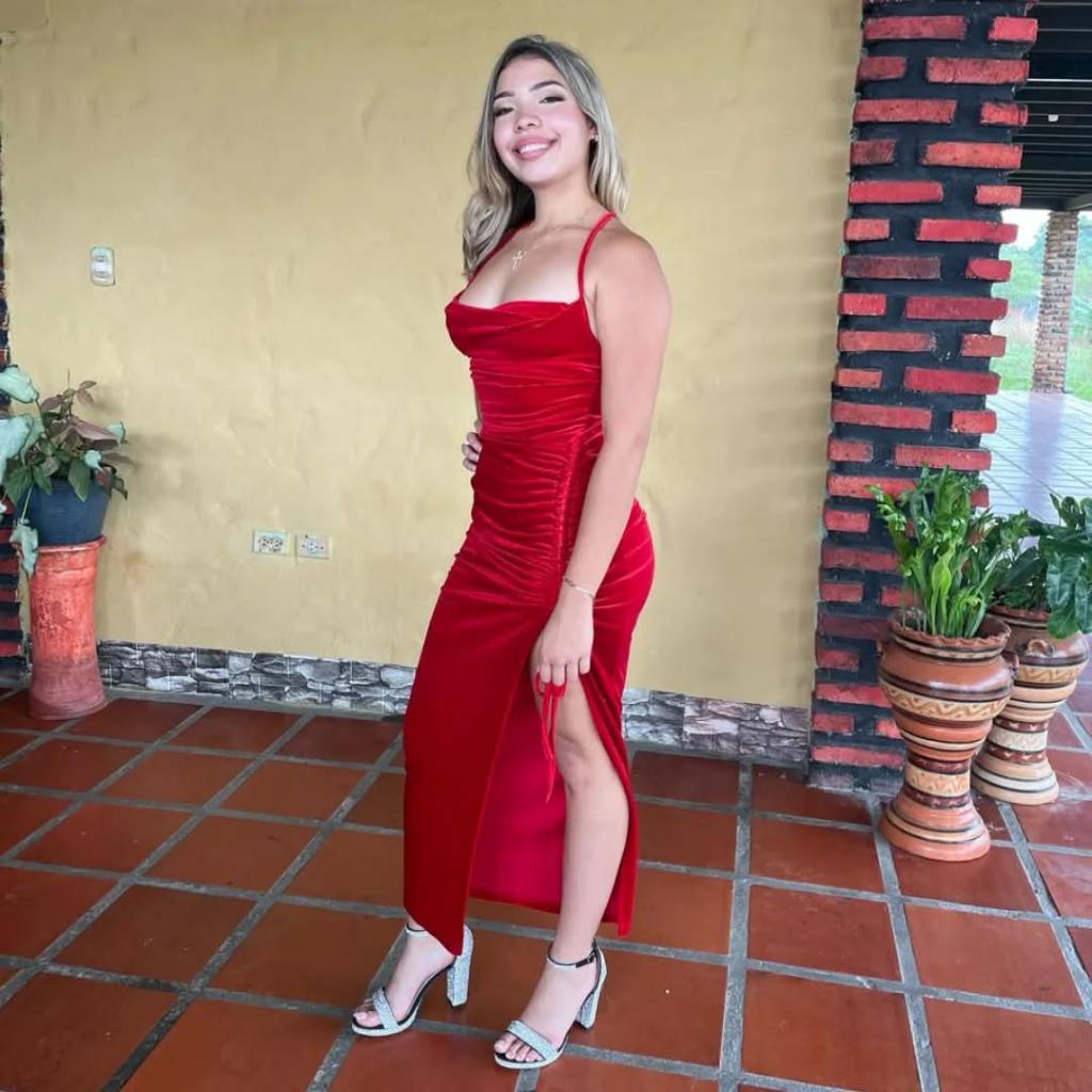 617713859: Chica busca chico en Guipúzcoa