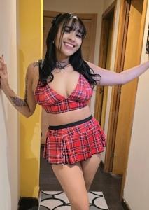 676463299: Chica busca chico en Pontevedra
