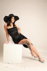 662245458: Chica busca chico en Madrid