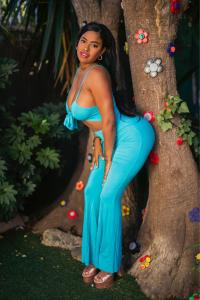 670653276: Chica busca chico en Alicante