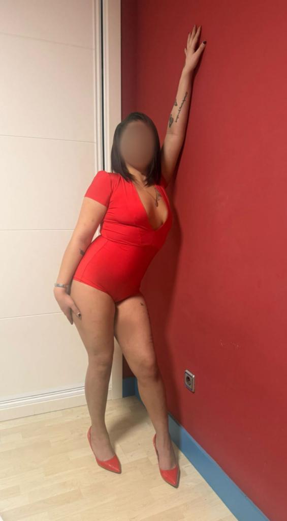 617722801: Chica busca chico en Madrid