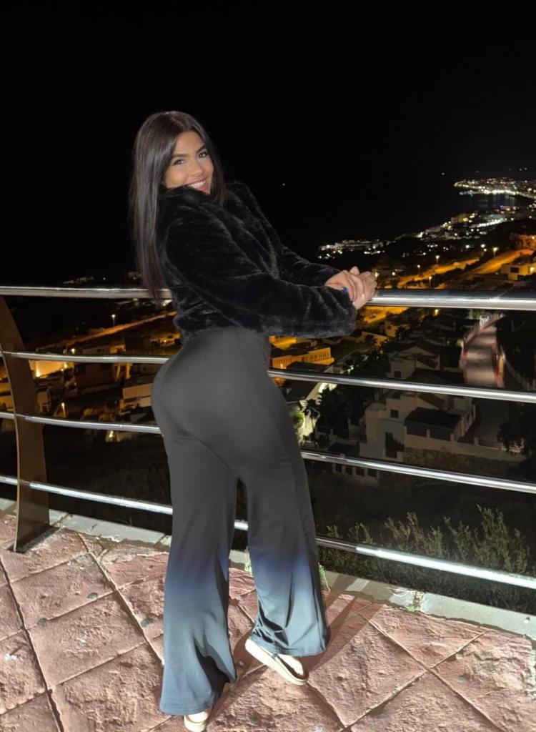 672500101: Chica busca chico en Málaga