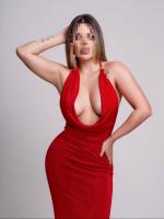 742095371: Chica busca chico en Sevilla