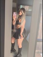 603410234: Chica busca chico en Barcelona