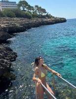 613276295: Chica busca chico en Barcelona