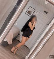 631941598: Chica busca chico en La Coruña