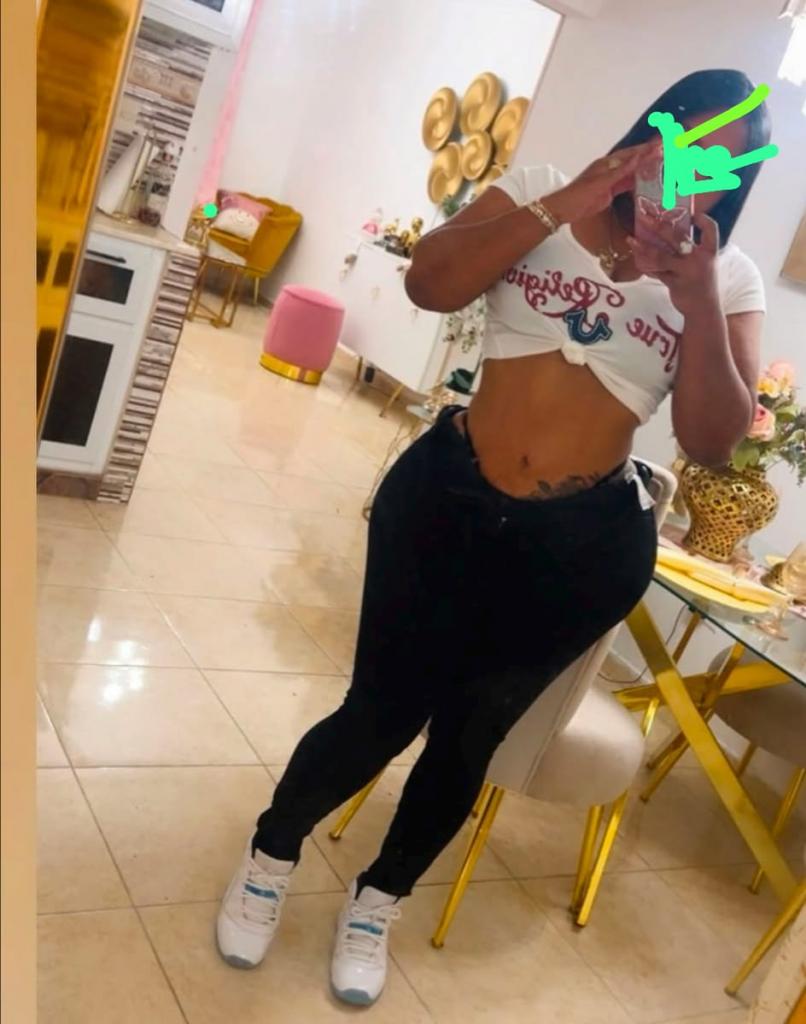 Chica busca chico en Cádiz: 