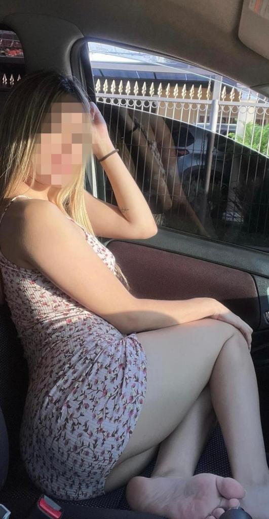 Chica busca chico en Cádiz: 