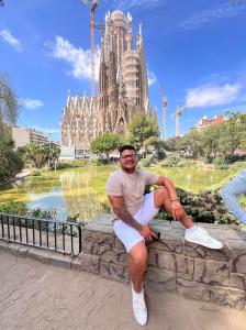 643564317: Chico busca chica en Madrid