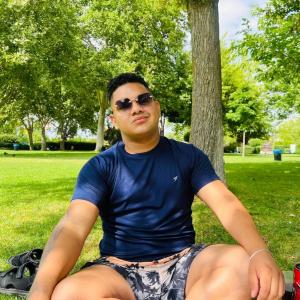 643564317: Chico busca chica en Madrid