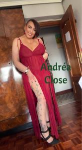 697740264: Chica busca chico en Navarra