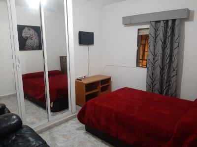 664349405:  en Cádiz