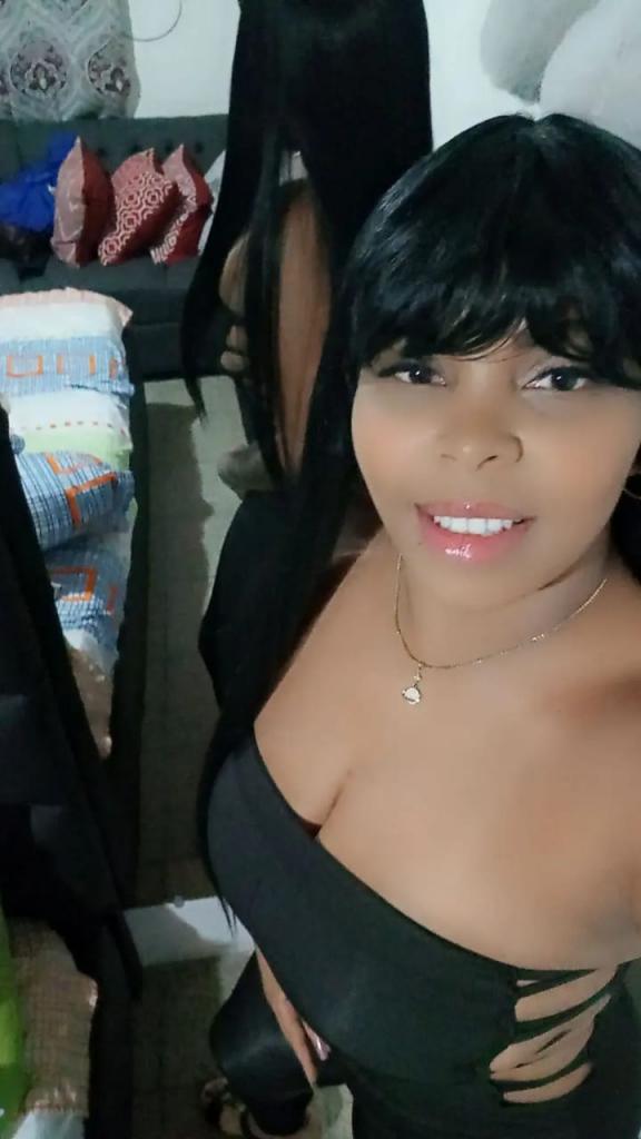 640042803: Chica busca chico en La Coruña