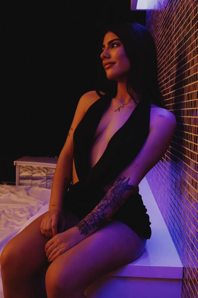 603490827: Chica busca chico en Madrid