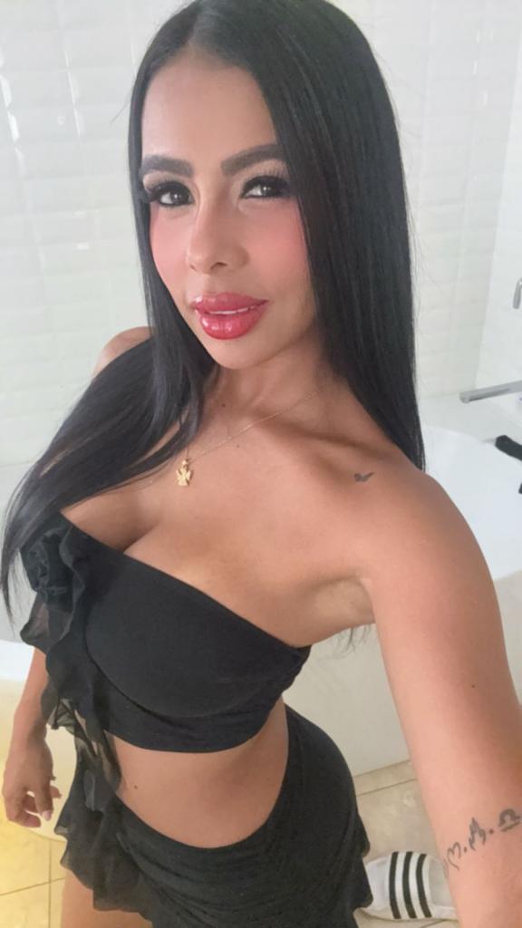 613284870: Chica busca chico en Granada