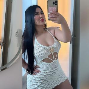 641917054: Chica busca chico en Sevilla
