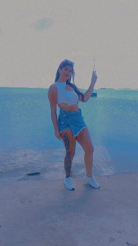 613325850: Chica busca chico en Alicante