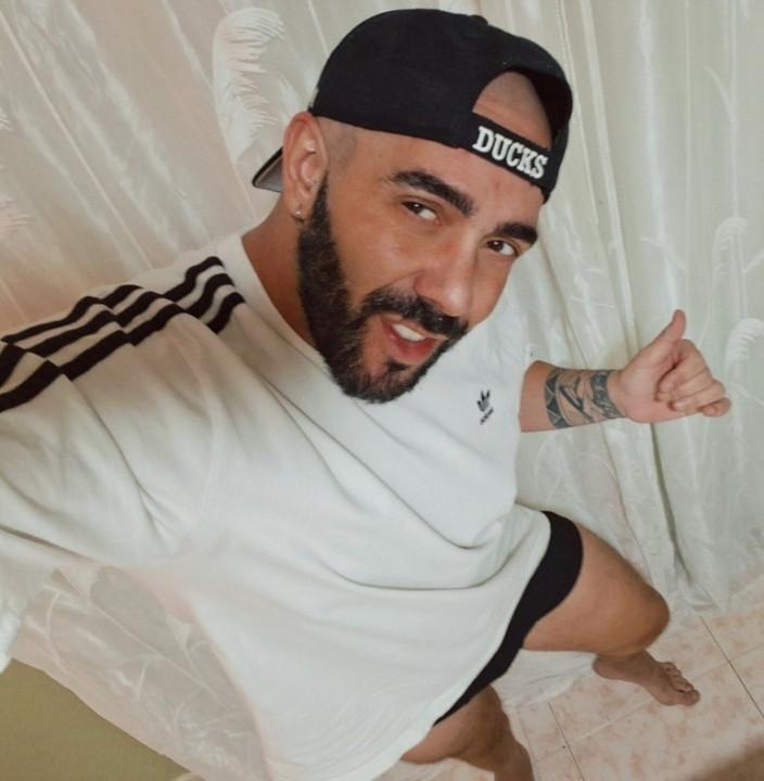 Chico busca chica en Valencia: 