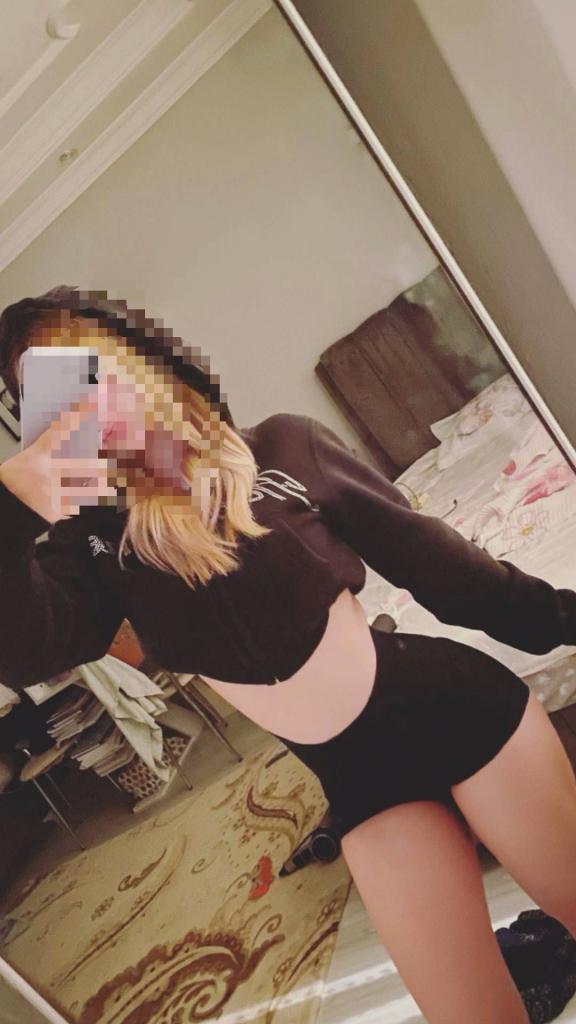 692378304: Chica busca chico en Málaga