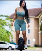 645952609: Chica busca chico en Sevilla