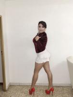 641575210: Chica busca chico en Sevilla