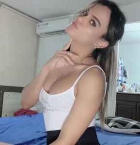 604313043: Chica busca chico en Valencia