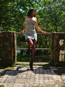 685971101: Chica busca chico en La Coruña