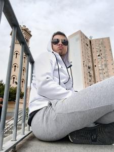 634325451: Chico busca chica en Madrid