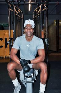 642438849: Chico busca chica en Valencia