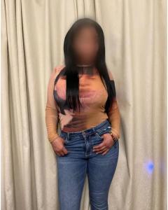 605127853: Chica busca chico en La Coruña