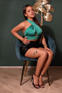 600830771: Chica busca chico en Barcelona