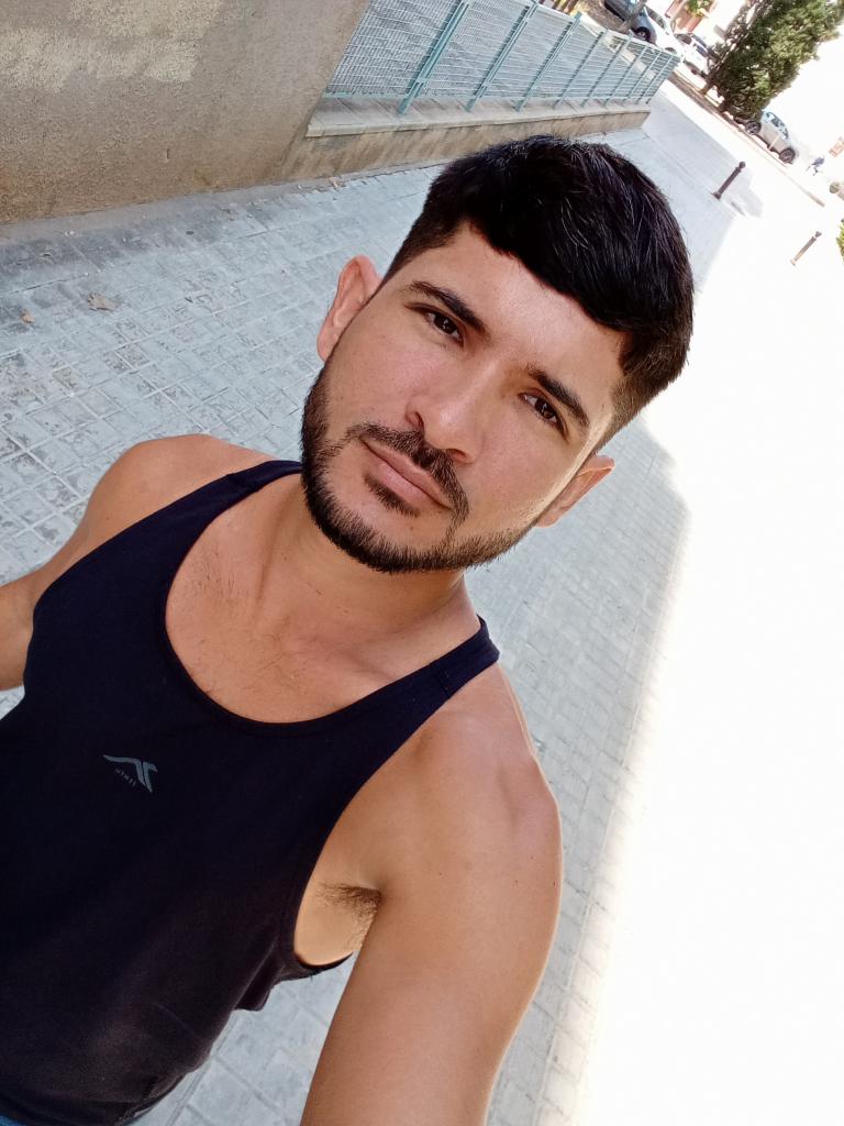 Chico busca chica en Valencia: 