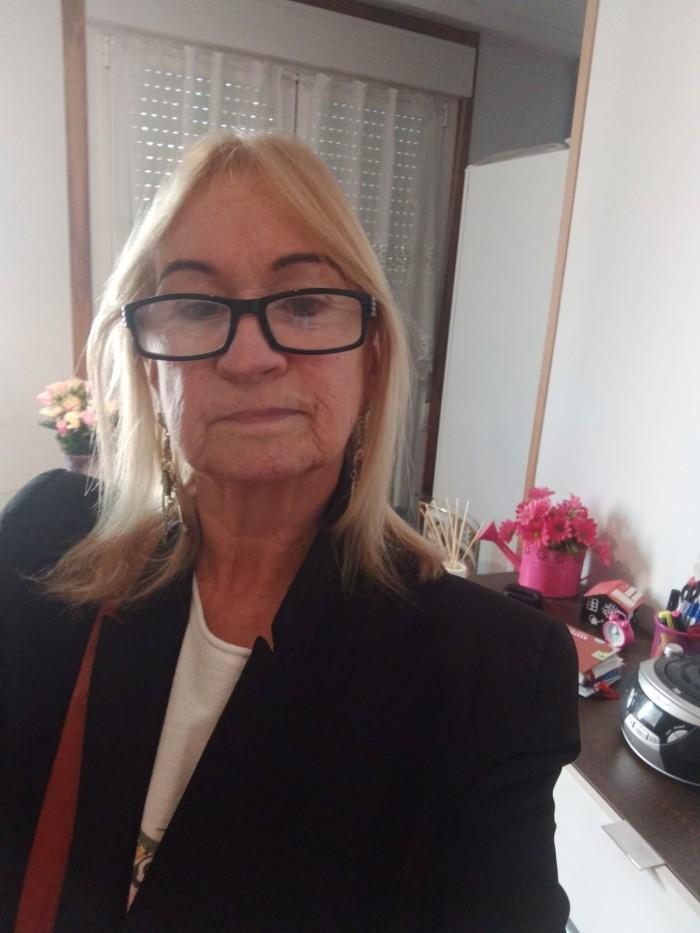 653142614: Chica busca chico en La Coruña