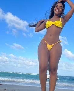 664085854: Chica busca chico en Granada