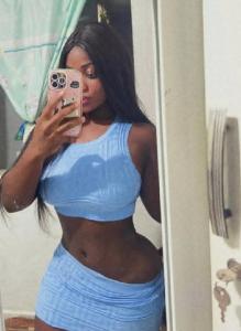 610976790: Chica busca chico en Zaragoza