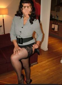 614839742: Chica busca chico en Barcelona